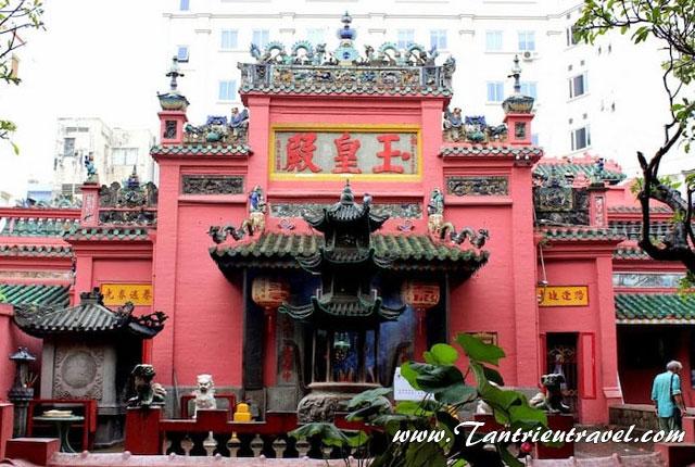 Cách phân biệt Chùa, Đền Miếu, Phủ khi đi hành hương đầu năm