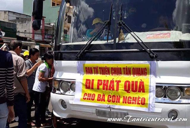 Cho thuê xe du lịch đi từ thiện giá rẻ tại TPHCM