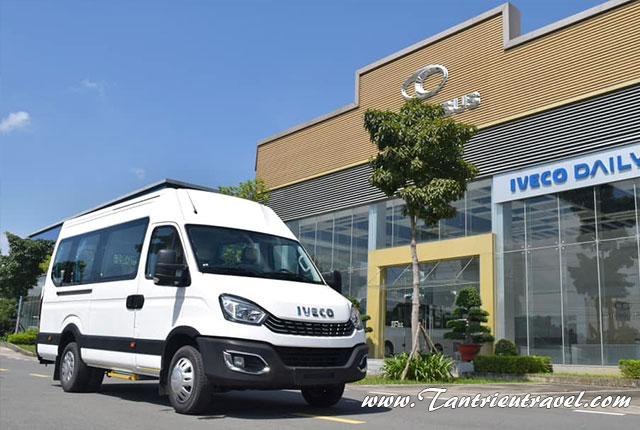Xe du lịch 16 chỗ Iveco có gì cạnh tranh trong phân khúc 16 chỗ?