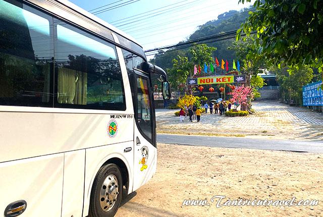 Bảng giá cho thuê xe du lich đi Châu Đốc 2026 mới nhất
