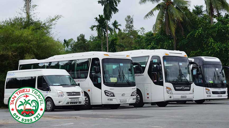 Đội xe từ 4-45 chỗ, xe giường nằm và xelimousine của Tân Triều Travel
