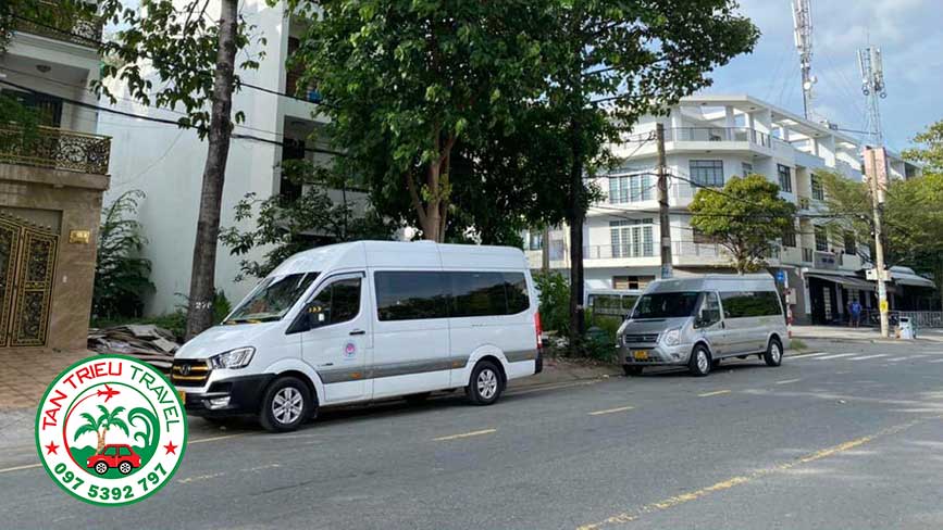 Các dòng xe 16 chỗ cho thuê trên thị trường hiện nay