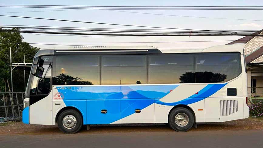 Liên hệ với Tân Triều Travel để đặt xe du lịch