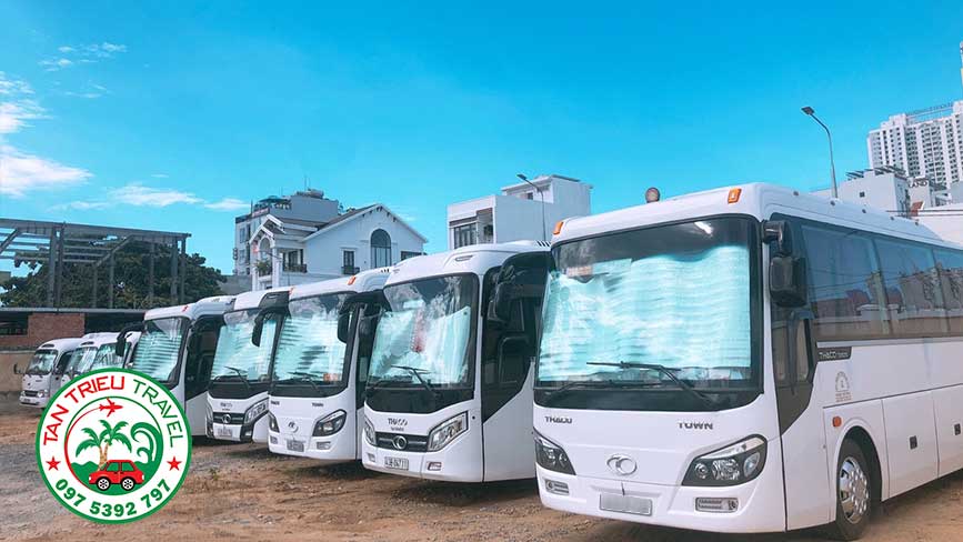 Tân Triều Travel có đa dạng dòng xe cho quý khách tham khảo