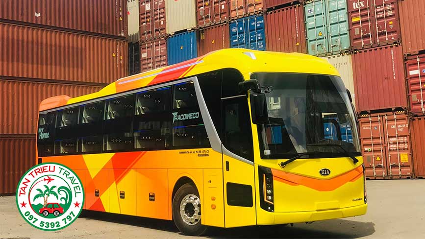 Sự ra đời của Kia GrandBird giúp dòng xe giường nằm thêm phong phú