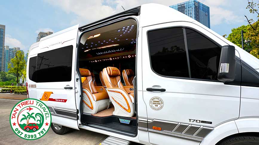 Dòng Hyundai Solati 9 chỗ đời mới