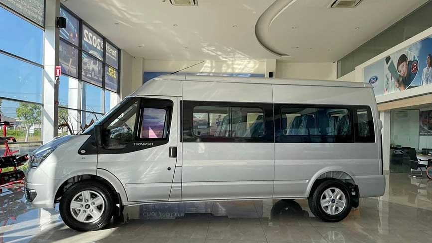 Lựa chọn những dòng 16 chỗ đời mới đi Trị An
