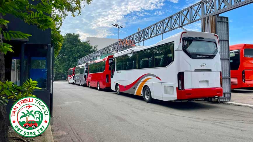 Thuê xe 29 chỗ giá rẻ tại Sài Gòn