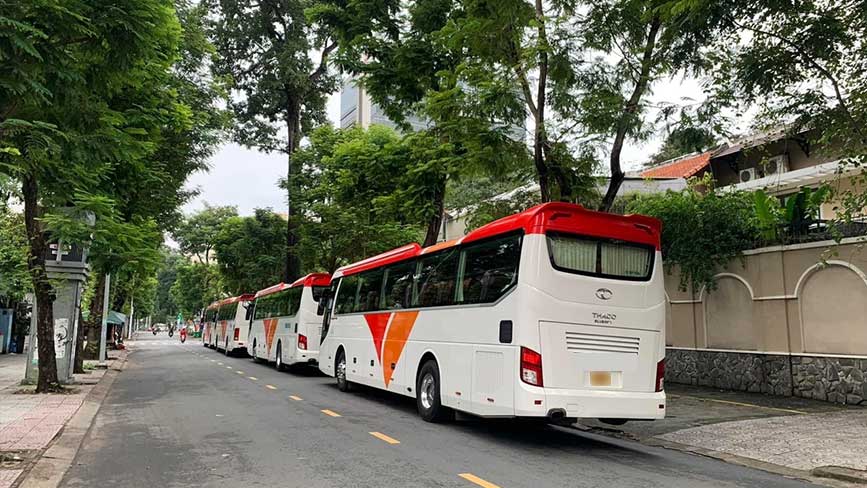 Lựa chọn xe 45 chỗ chất lượng đi Sóc Trăng