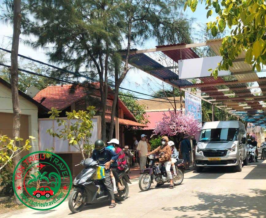 Đặt xe đi Làng Yến Tiền Giang
