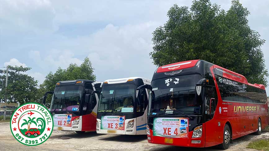 Thuê xe 45 chỗ phục vụ tour đi du lịch tại Bình Chánh