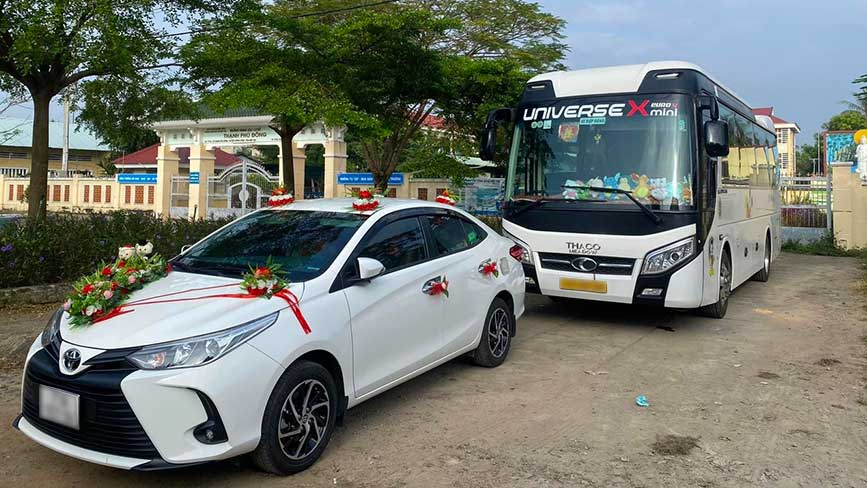 Xe cưới và xe rước đi họ từ quận 10 đi ngoại tỉnh