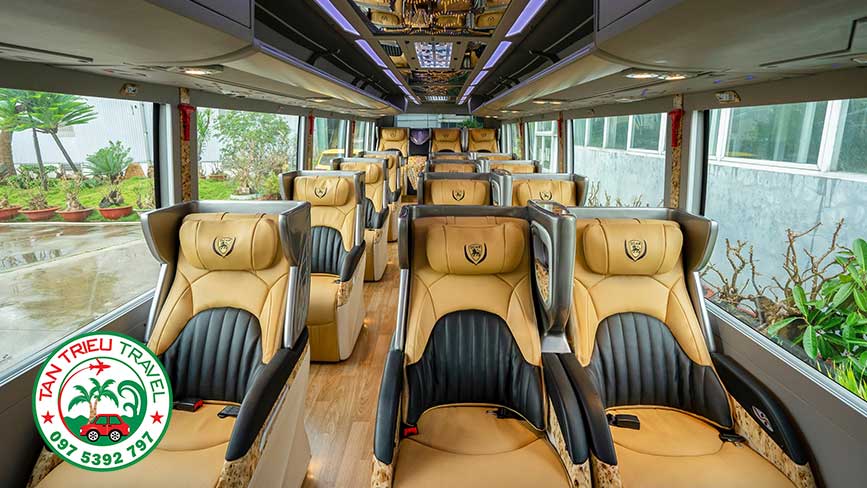 Nội thất dòng xe limousine 19 ghế