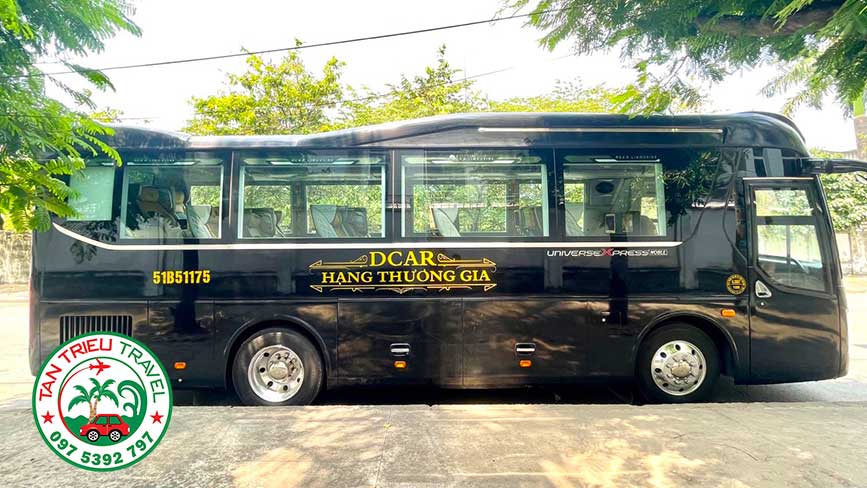 Cùng limousine 16 chỗ chinh phục các cung đường Tây Nguyên