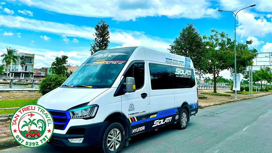Thuê xe 16 chỗ giá rẻ tại TPHCM