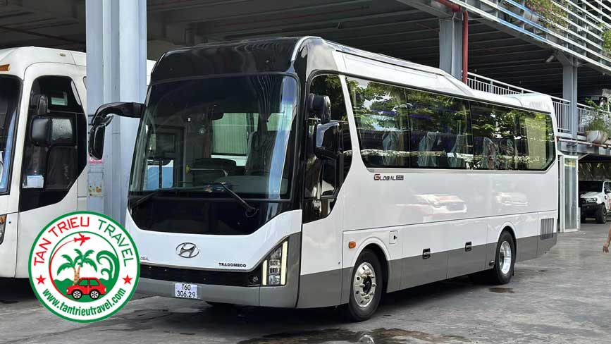 Hyundai Global Tracomeco ông hòang của dòng xe 29 chỗ