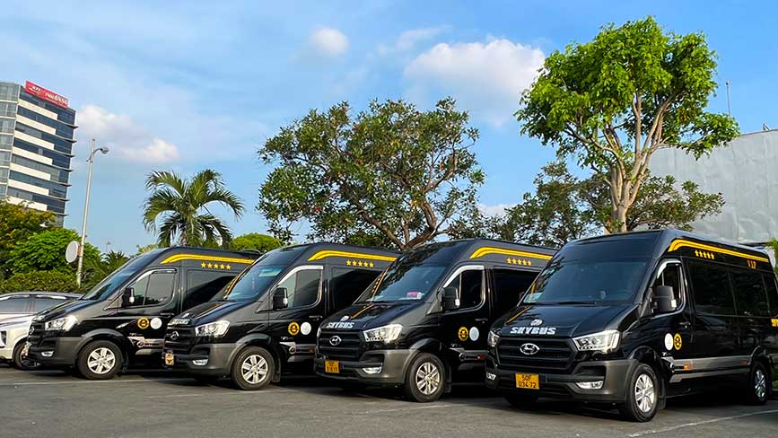 Đội xe du lịch limousine cao cấp đi Mũi Né và Phan Thiết