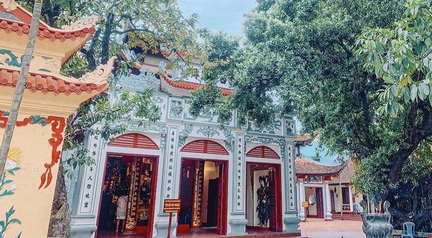 Phủ là nơi thờ Mẩu -  đặc trưng văn hóa của người Việt