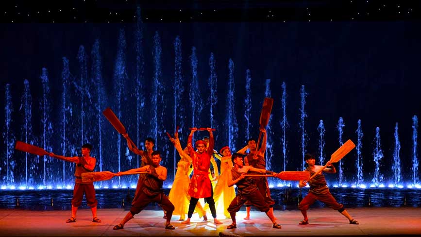 Show diễn làng chài mang lại nhiều cảm xúc cho người xem
