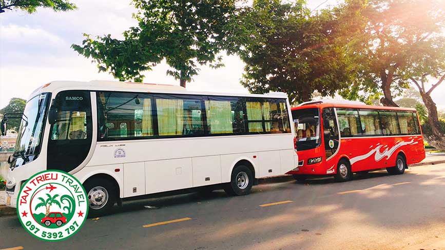 Chọn những dòng xe Samco 29 chỗ giá phù hợp đi Đà Lạt