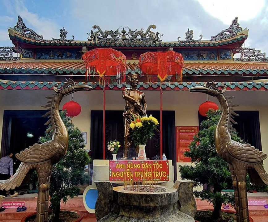 Đền thờ anh hùng dân tộc Nguyễn Trung Trực