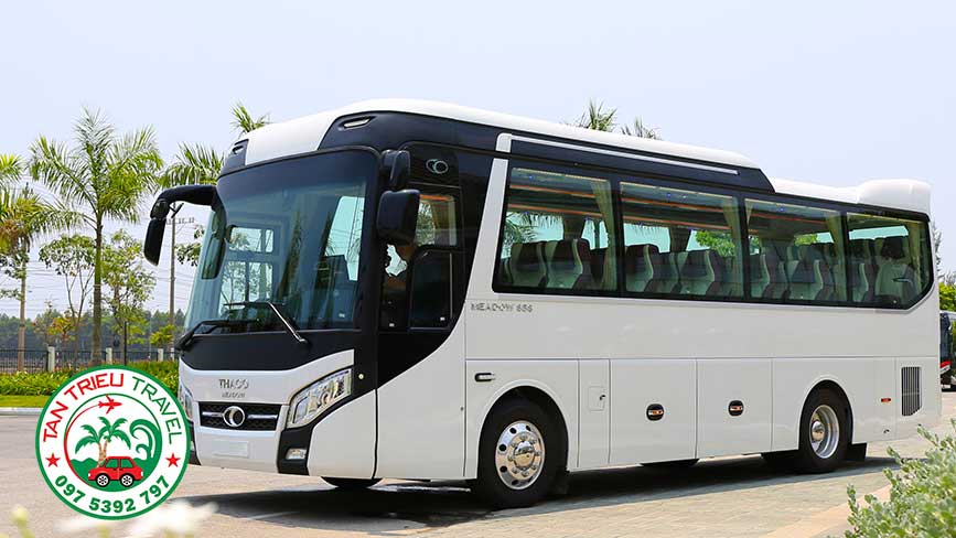 Sự kết hợp hoàn hảo của 2 phiên bản cũ để tạo dòng xe 29 chỗ cao cấp