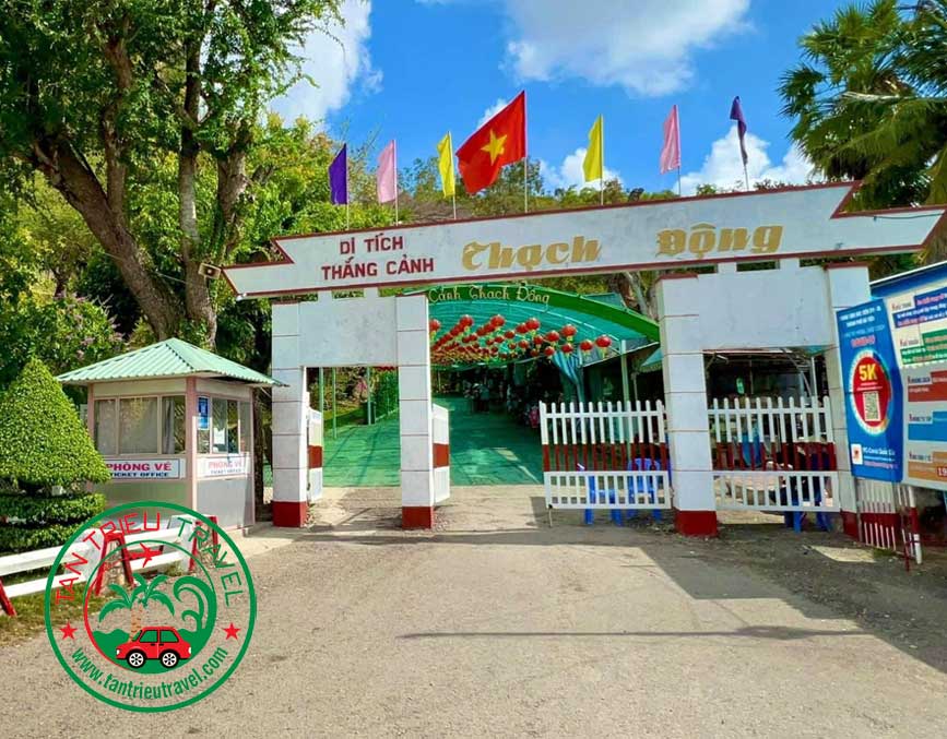 Thắng cảnh Thạch Động