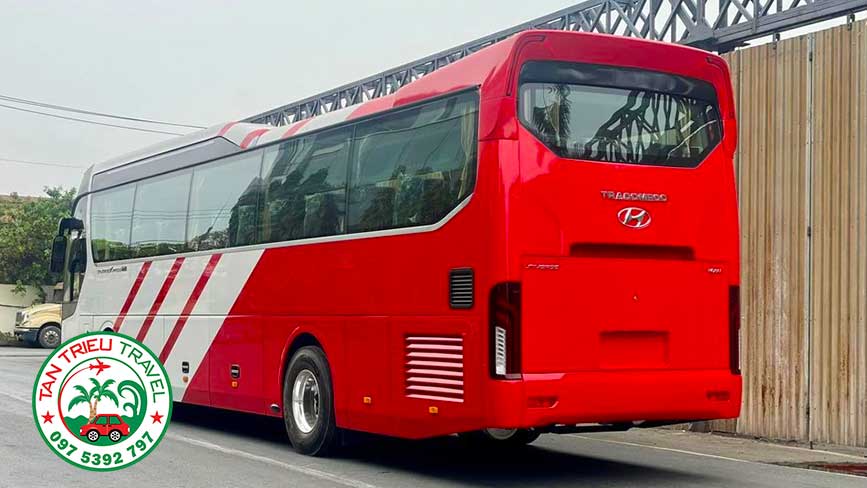Hyundai Universe 45 chỗ dòng xe cao cấp trong phân khúc