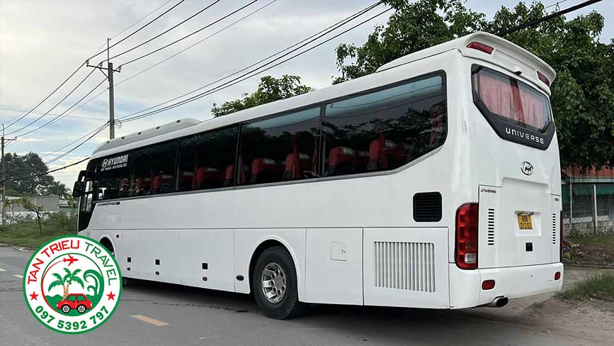 Công ty cho thuê xe 45 chỗ giá rẻ tại Hậu Giang