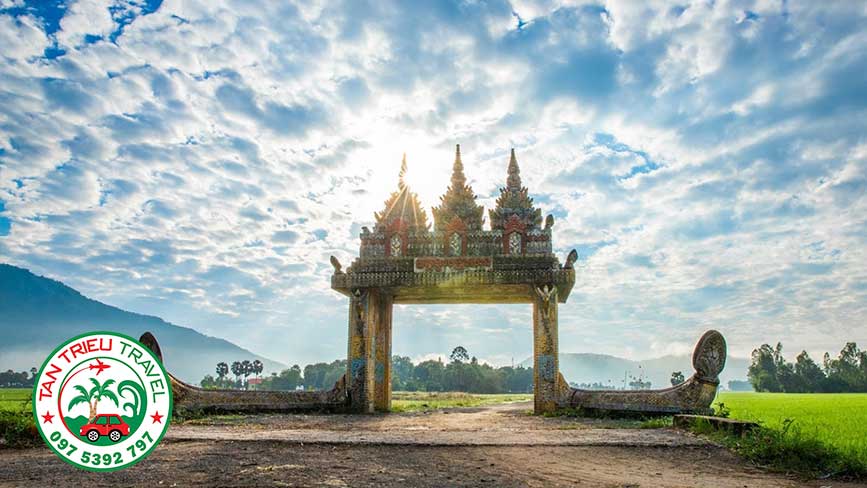 Cổng trời Tri Tôn, điểm sống ảo cực hút khi đi Tri Tôn