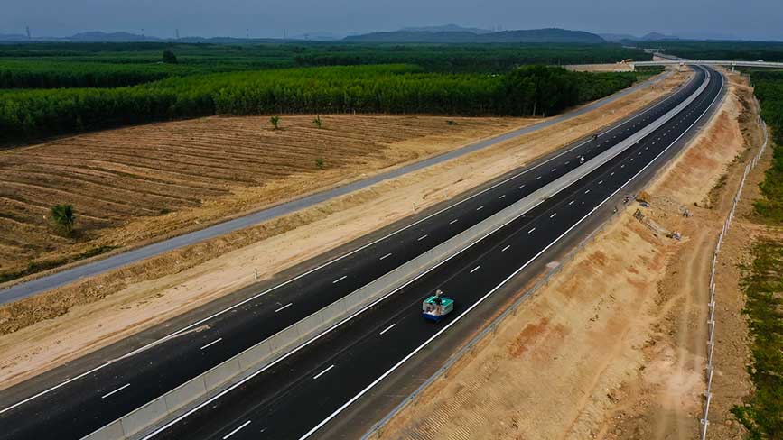 Cao Tốc Dầu Giây - Phan Thiết đưa giấc mơ đi biển Mũi Né trong ngày