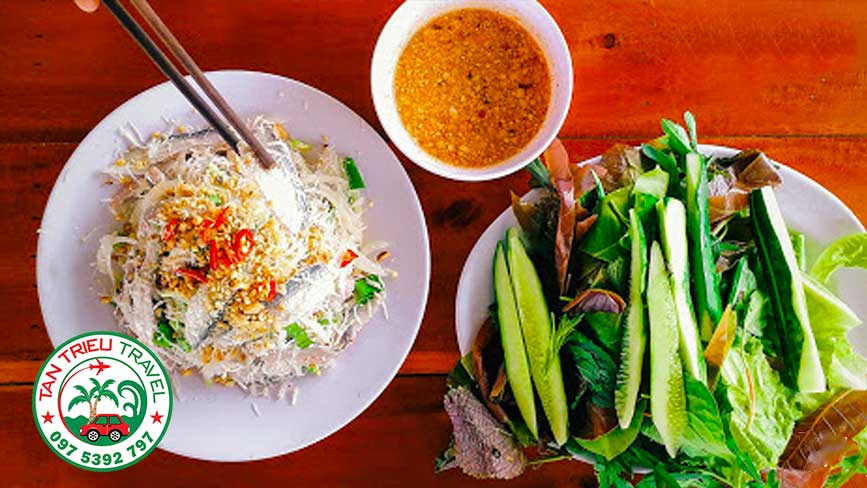 Gỏi cá trích, đặc sản trứ danh vùng đất Phú Quốc