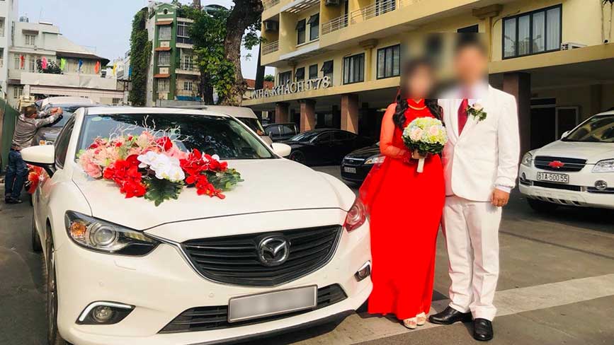 Xe hoa cưới mazda 6 trong ngày chung đôi